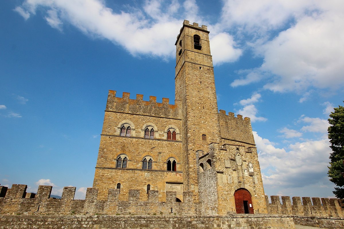 The Castello dei Conti Guidi at Poppi, with its tall tower