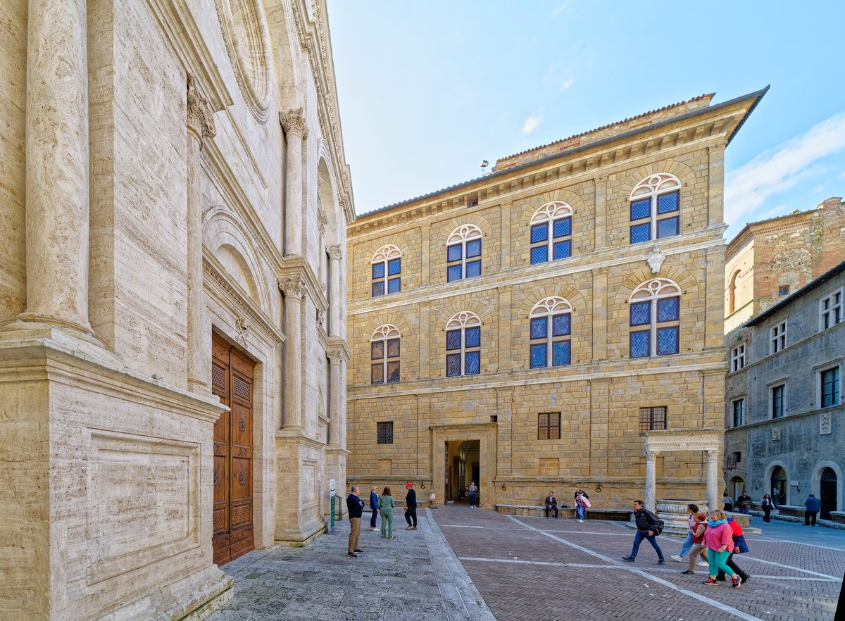 Piazza Pio II in Pienza, with the Palazzo Piccolomini and the Renaissance cathedral