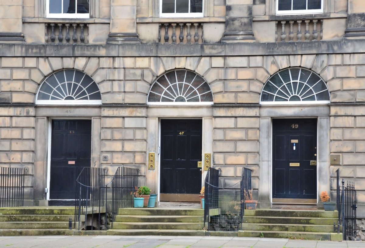 A terrace of Georgian doorways in Edinburgh&rsquo;s New Town